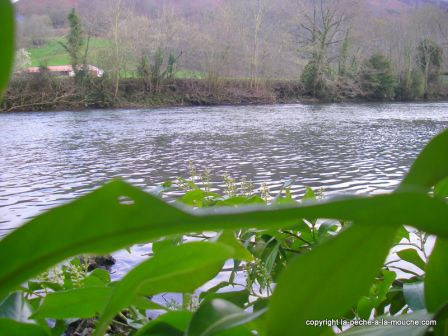 photo berge-grande nive pays basque