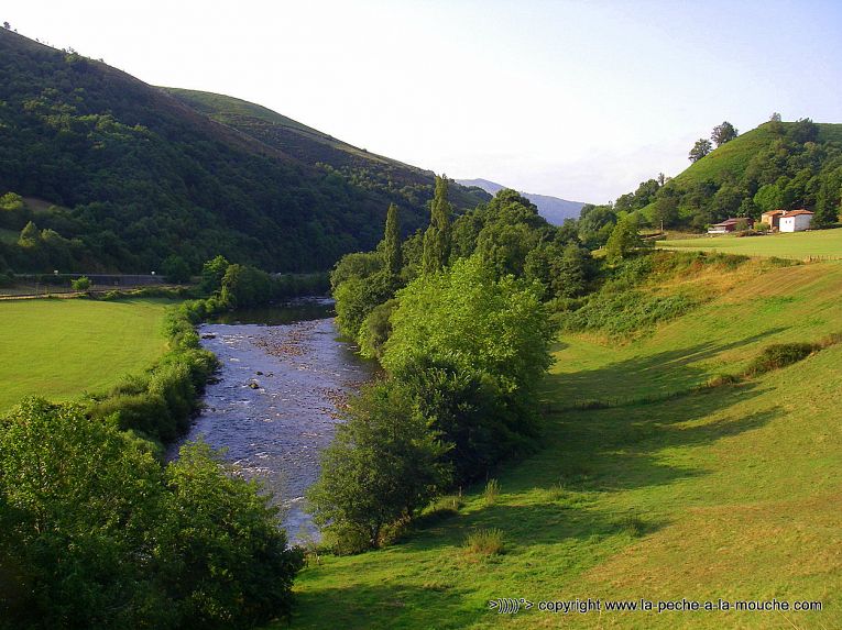 peche-a-la-mouche-pays_basque-saison2013-002.jpg, oct. 2013 peche-a-la-mouche-pays_basque-saison2013-002.jpg