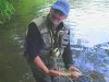 Vidéo de pêche à  la mouche d’une truite du Pays Basque … par un breton !